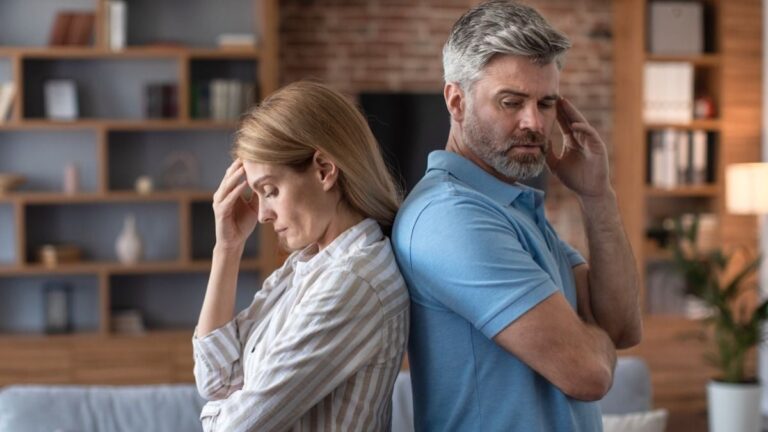 Одиночество в браке: почему муж и жена становятся чужими людьми