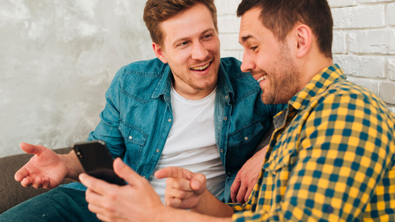 Мужская дружба после 30: почему друзья исчезают и где искать новых